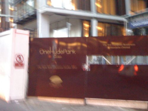 Site Gates at 1 Hyde Park  - Banner Printing Companies Rochester