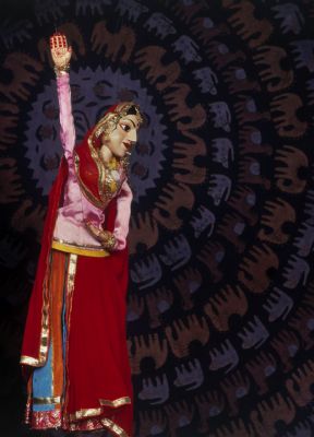 Indian Dancing Lady - Puppet Shows Providers Wrexham