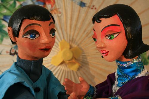 Chang and Koon Se - Puppet Shows Providers Wrexham