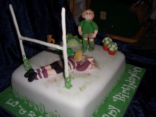 Truly Scrumptious Cakes - Cake Designer in Rawdon, Leeds (UK)