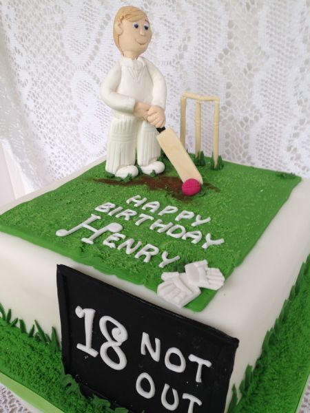 Truly Scrumptious Cakes - Cake Designer in Rawdon, Leeds (UK)