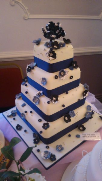 Yorkshire Cake Decorating Classes & Absolutely Fabulous