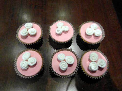 Pink and white rose cupcakes - Occasion Cake Makers Chessington