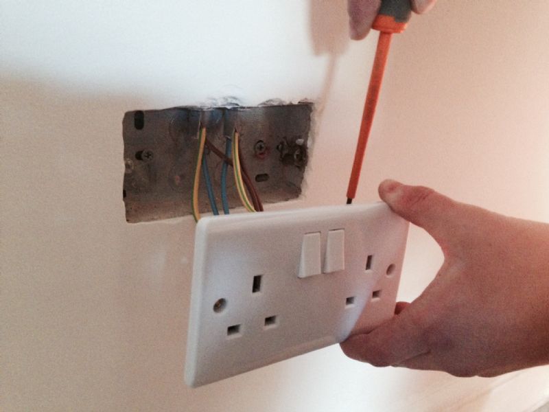 ROSPER Electrical Services Electrical Contractor in Cardiff (UK)