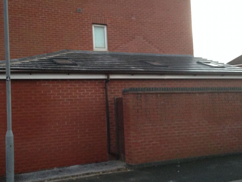 M.corner Roofing Roofer in Wigan (UK)