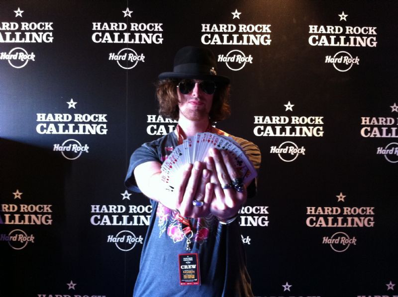 Entertainer Dubai Hard Rock Cafe Entertainer Dubai Hard Rock Cafe