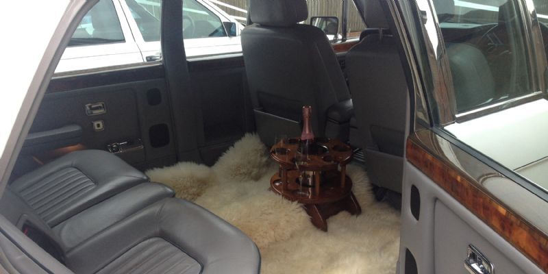 White Ribbon Wedding Cars - Wedding Car Hire Company in Blantyre