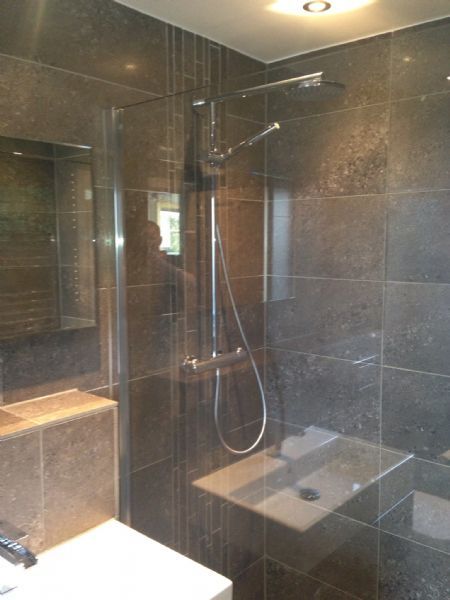 Hansgrohe showers and Merlyn screen, great combination function and form
