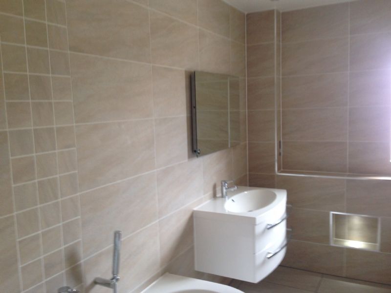 Refresh Kitchen and Bathrooms Bathroom Fitter in Edinburgh (UK)