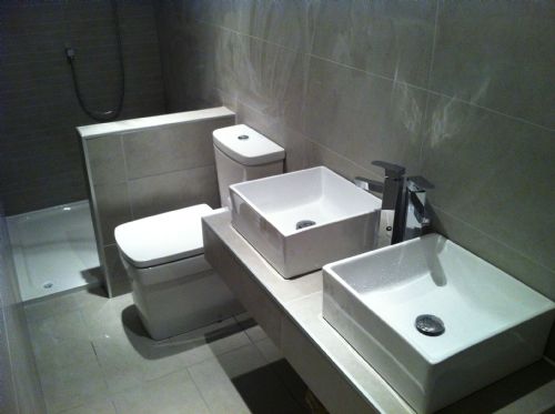 En-Suite with His & Hers Floating Basins. Glasgow West End G13