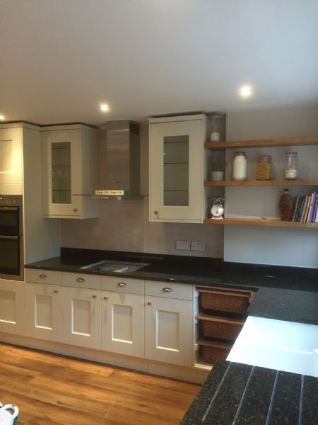 Heritage Kitchens - Kitchen Designer in Borehamwood (UK)