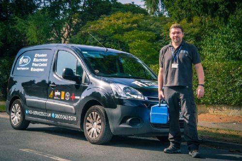 PGS Engineer & van