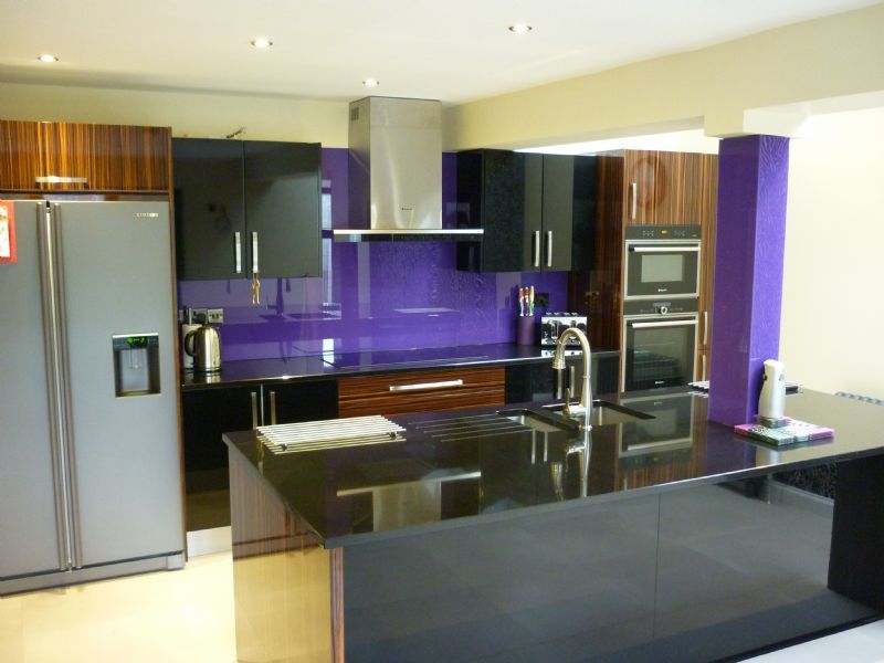 Duleek Gloss Black and Zebarano