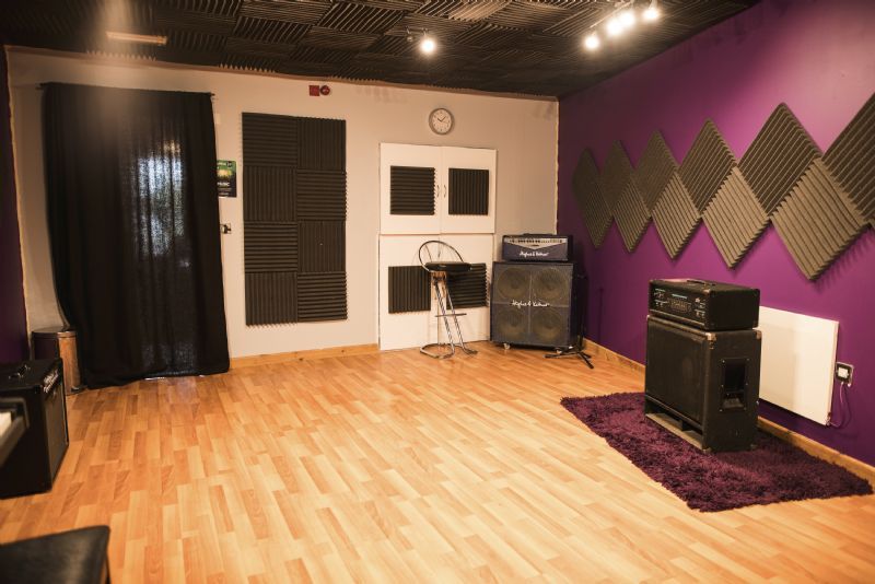 Redwall Studios Bury Recording Studio Freeindex - Redwall Studios Bury Redwall Studios Bury Recording Studio Freeindex - Redwall Studios Bury