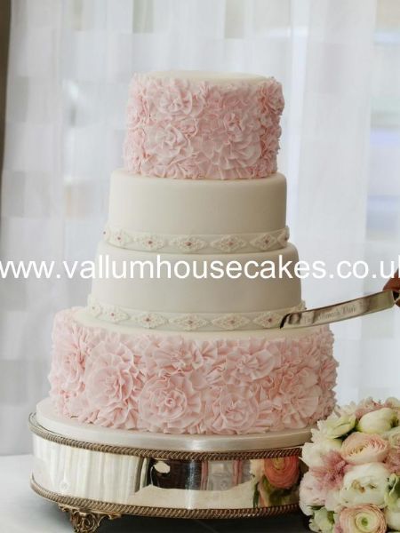 Vallum House Cakes  Newcastle  upon  Tyne  Wedding  Cake  