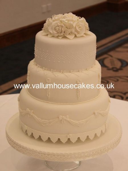 Vallum House Cakes  Newcastle  upon  Tyne  Wedding  Cake  