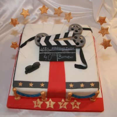 Fox in a Box Cakes - Birthday Cake Maker in Camberley (UK)