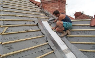 Roofing roofer: Pointing and roofing specialist Manchester Bolton Lancashire
