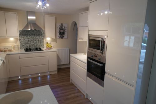 Fusion Kitchens Design & Installation - Kitchen Fitter in Fusion Kitchens Design & Installation - Kitchen Fitter in