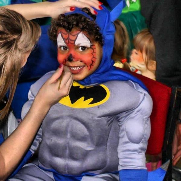 Bunnies Face Painting Face Painter in Knaphill, Woking (UK)