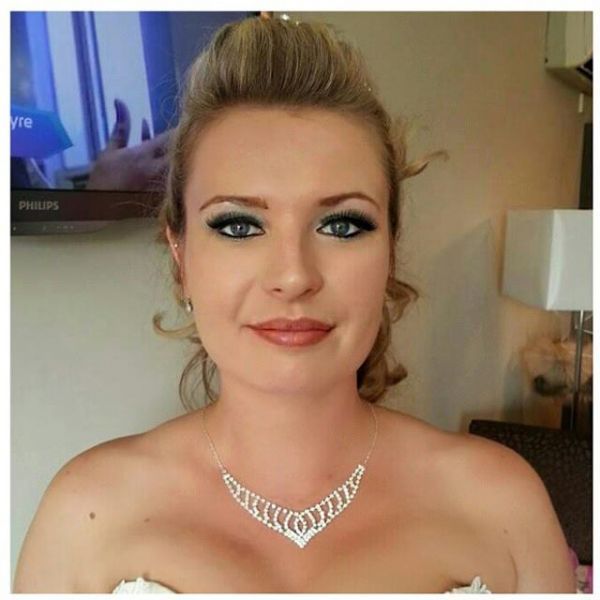 Wedding Hair And Makeup Milton Keynes the makeup inc wedding hair and makeup artist in milton Wedding Hair And Makeup Milton Keynes the makeup inc wedding hair and makeup artist in milton
