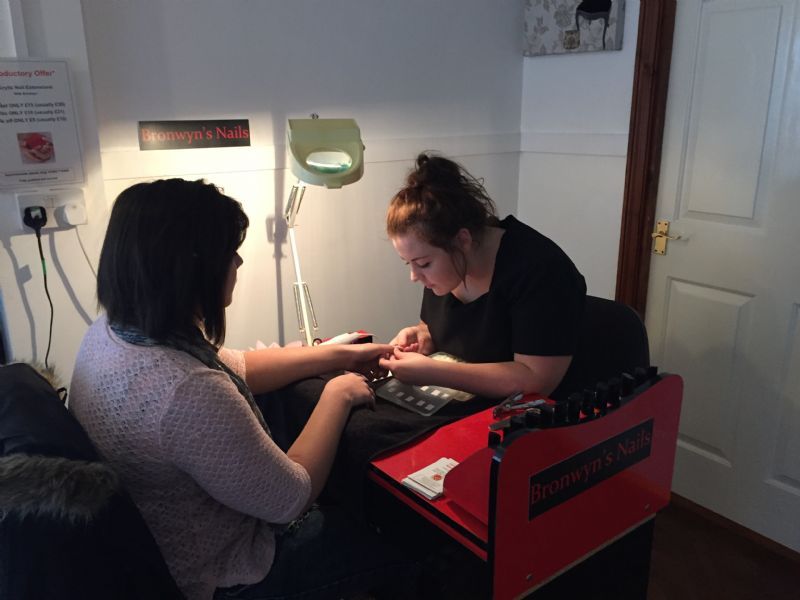 Bronwyn's Nails, Norwich Nail Technician FreeIndex