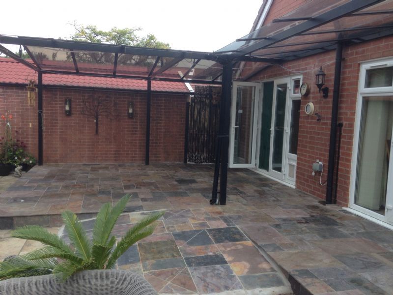 Offerton tiled patio