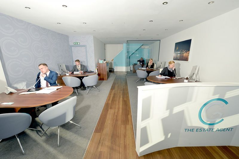 Chris The Estate Agent, Kettering 2 reviews Estate Agent