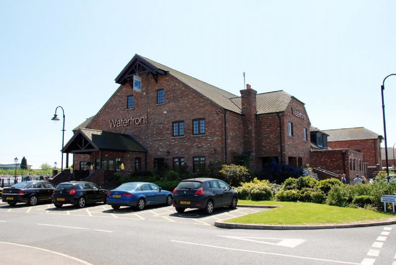 The Waterfront at Barton Marina, Burtonontrent Conference Venue
