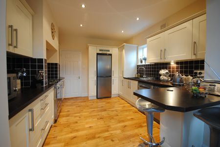Kitchen Studio - Kitchen Designer in Doncaster (UK)